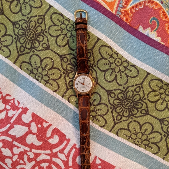 Vintage Pallas Women's Watch - Picture 2 of 2